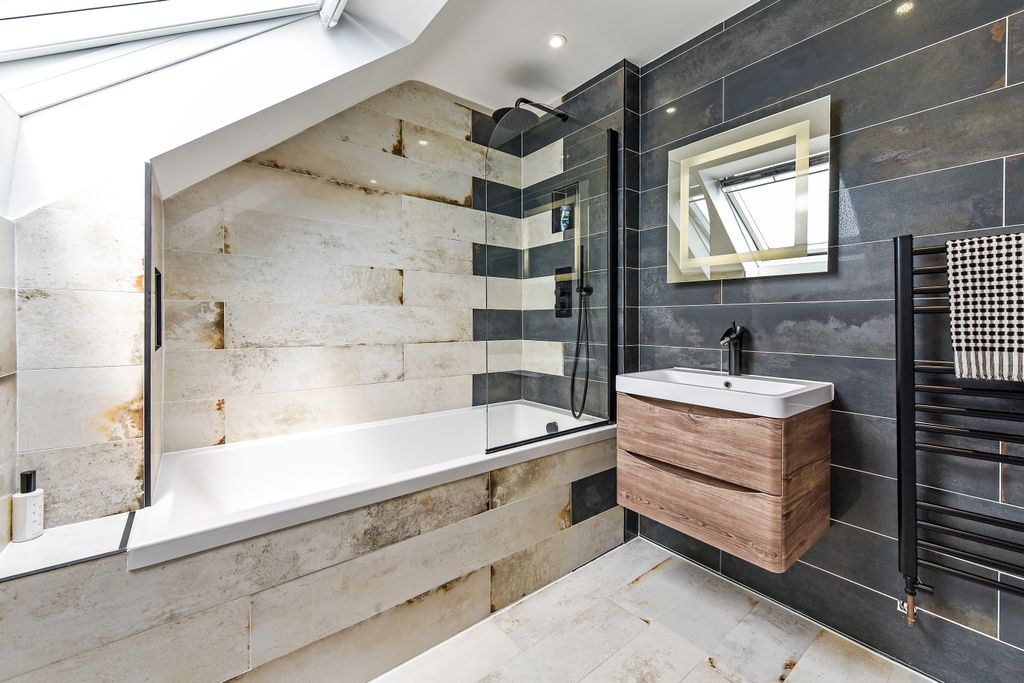 Additional image 13 of 4 bed detached house for saleAlderbury, Salisbury SP5