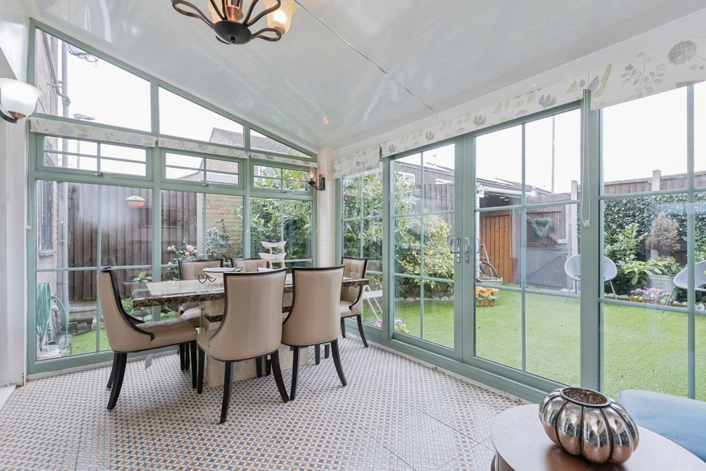 Additional image 5 of 3 bed semi-detached house for saleHolkham Avenue, Leicester, Leicestershire LE4