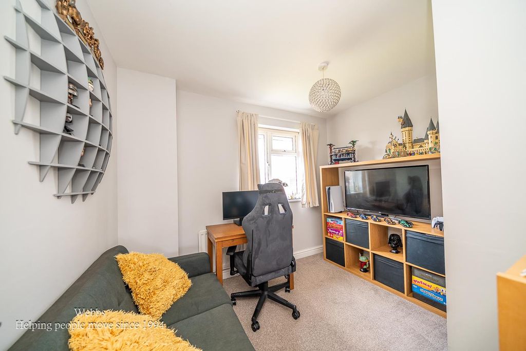Additional image 25 of 4 bed detached house for saleThistledown Drive, Featherstone, Wolverhampton WV10