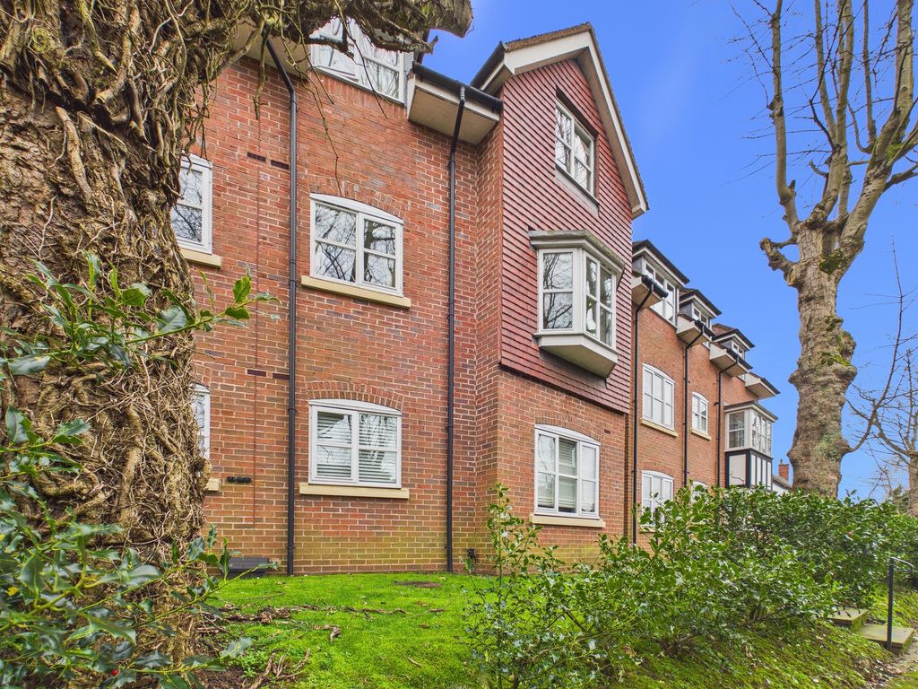 Additional image 12 of 2 bed flat for saleBelwell Lane, Four Oaks, Sutton Coldfield B74