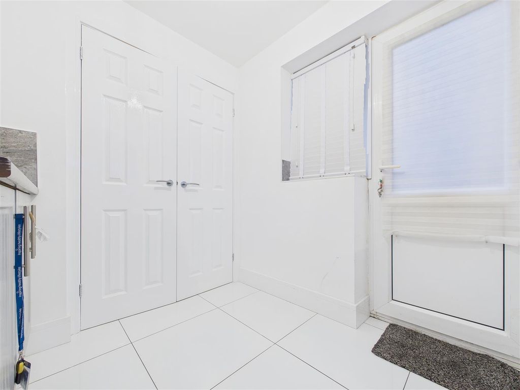 Additional image 9 of 3 bed property for saleChetwynd Close, Rugeley WS15