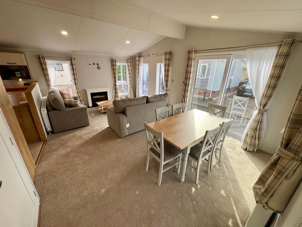 Additional image 41 of 2 bed mobile/park home for saleThe Meadows, Claverley, Wolverhampton WV5