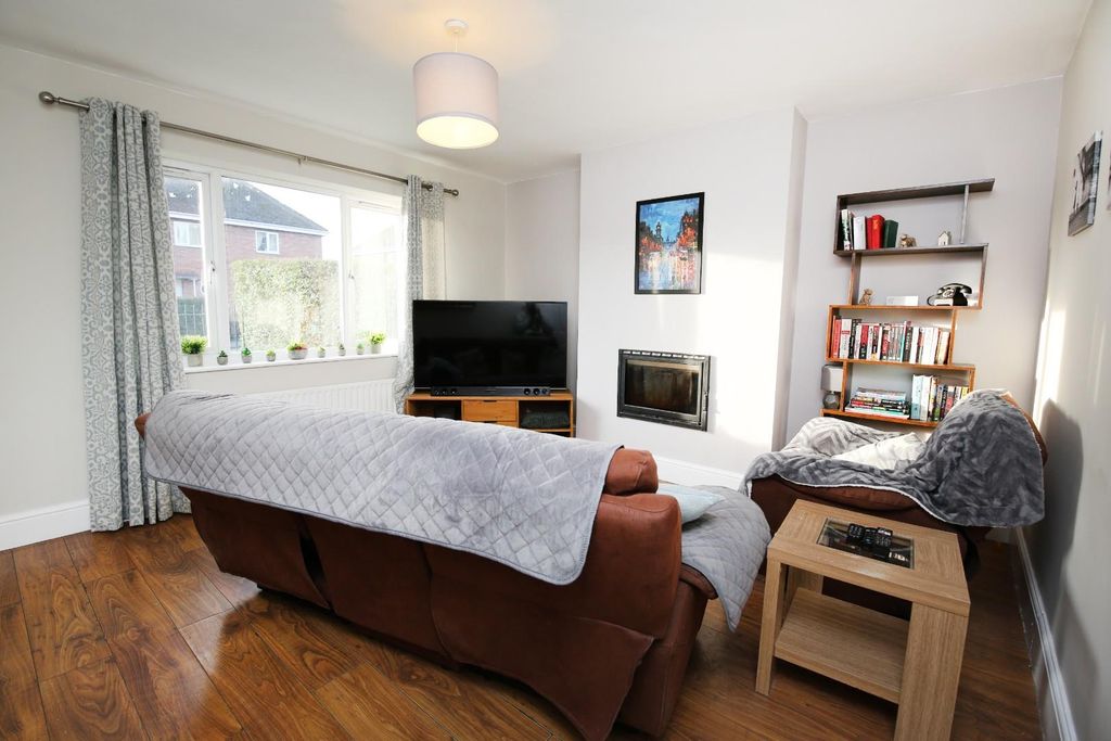 Additional image 3 of 3 bed semi-detached house for salePrincess Road, Uttoxeter ST14
