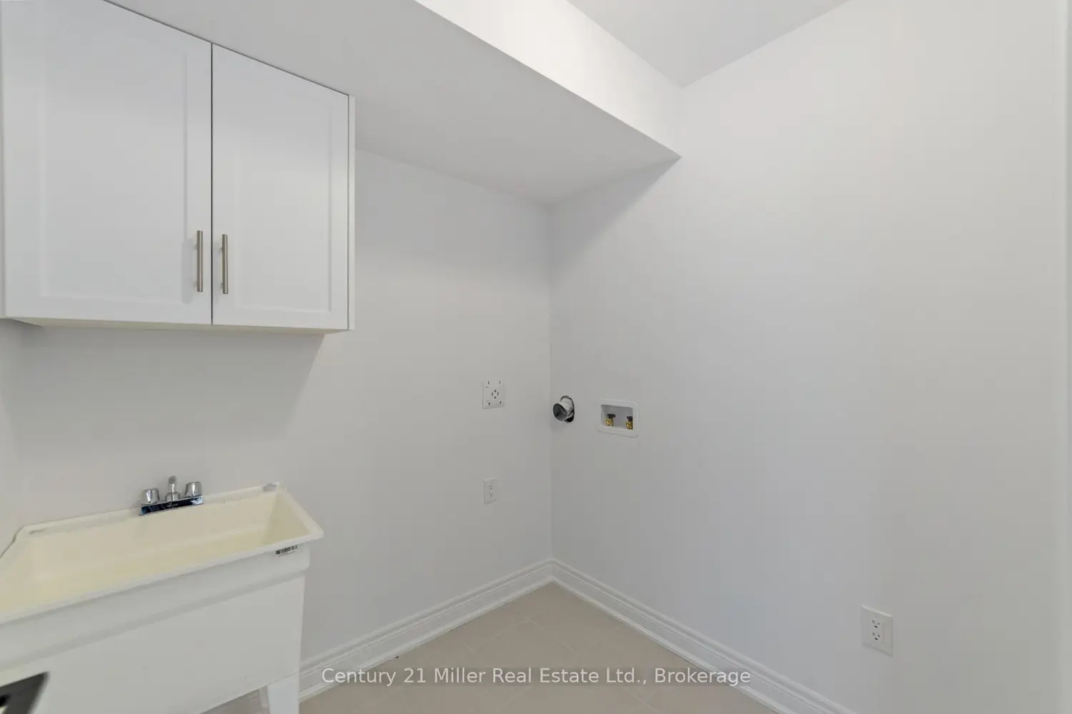 Additional image 14 of 2140 Trafalgar Road 42