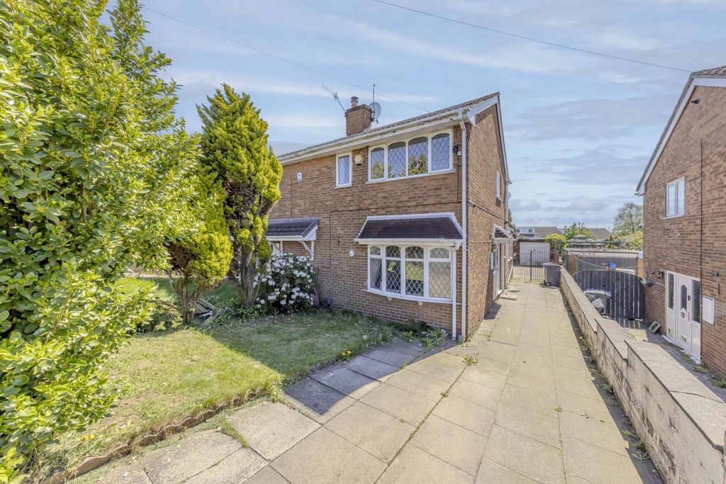 3 bed semi-detached house for saleNewmount Road, Stoke On Trent ST4