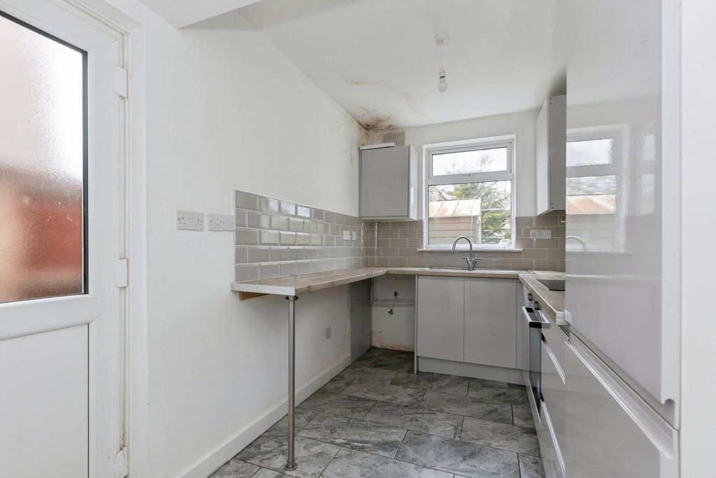 Additional image 5 of 3 bed semi-detached house for saleGoldhill, Leicester, Leicestershire LE2