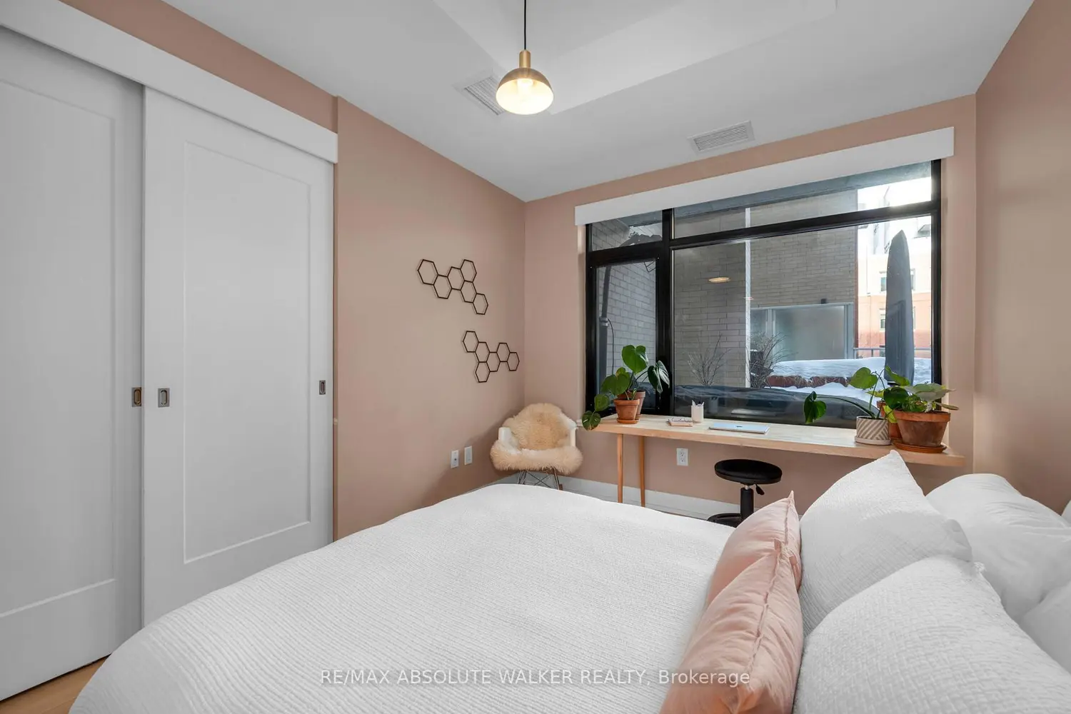 Additional image 7 of 60 Springhurst Avenue 218