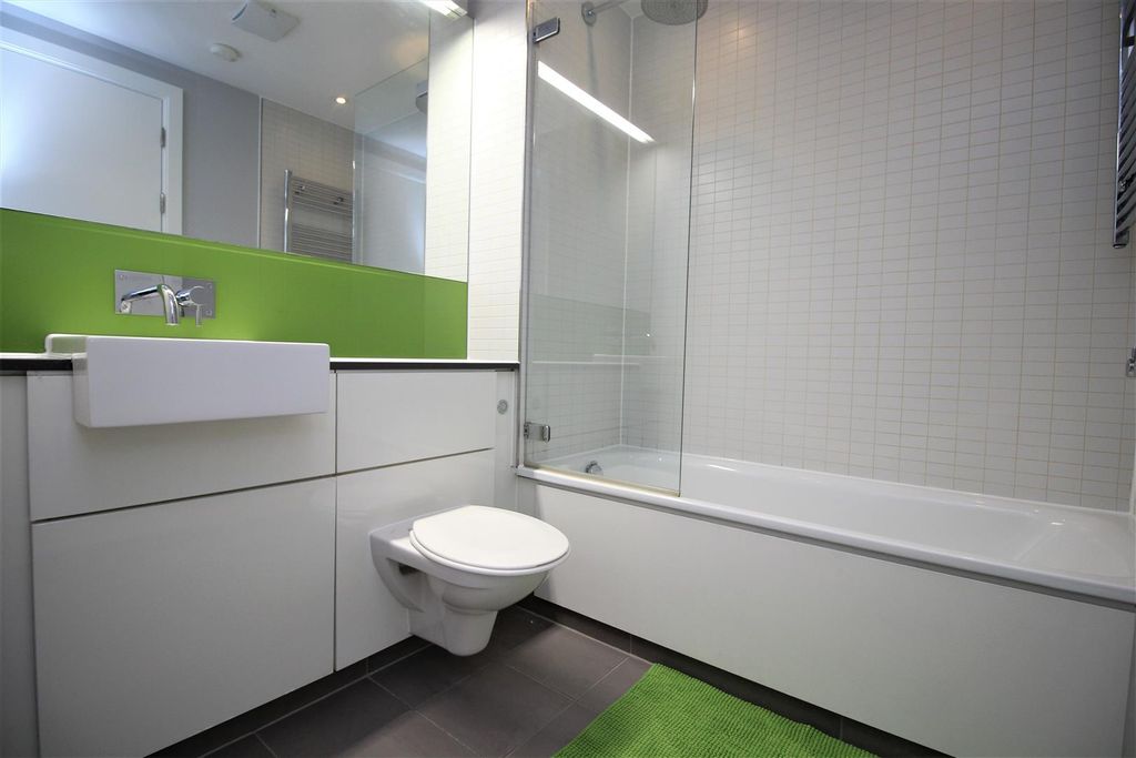 Additional image 6 of 1 bed flat for saleThe Bar, Shires Lane, Leicester LE1