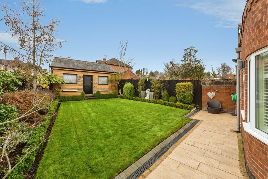 Additional image 18 of 4 bed detached house for saleCurzon Avenue, Birstall, Leicester, Leicestershire LE4