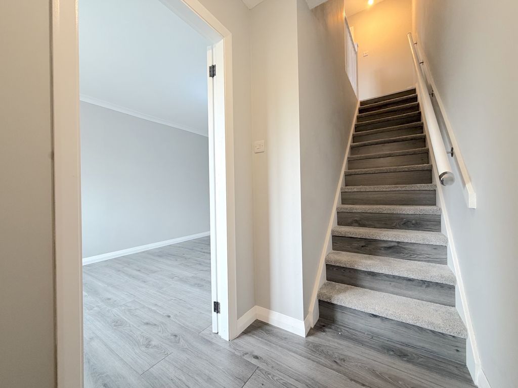 Additional image 7 of 2 bed semi-detached house for saleLavender Close, Pendeford, Wolverhampton WV9
