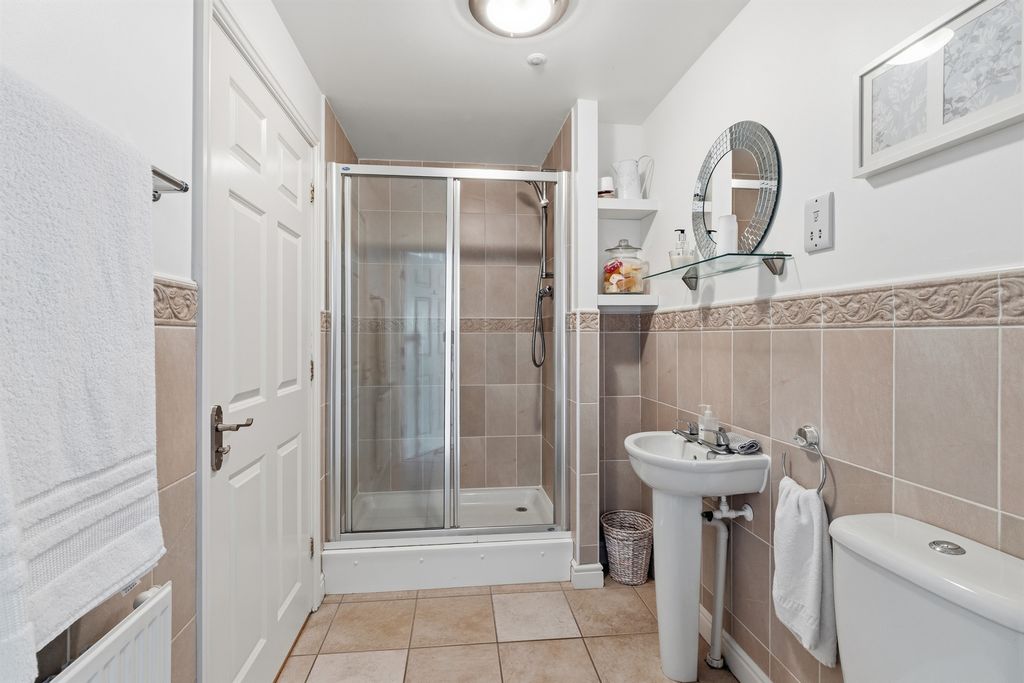Additional image 4 of 4 bed property for saleFirs Avenue, Uppingham, Oakham LE15