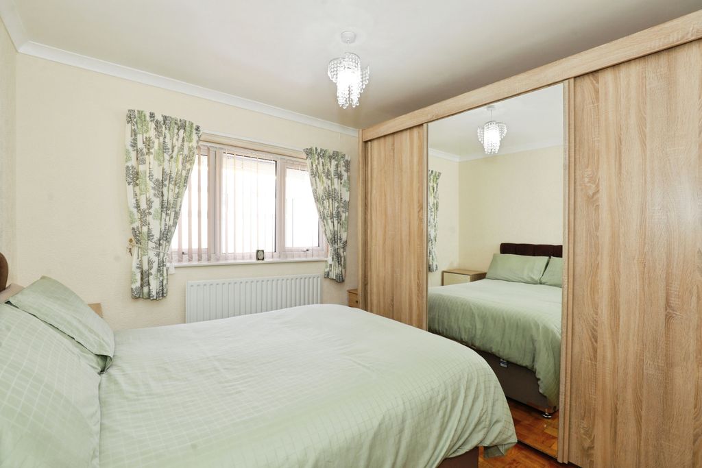Additional image 13 of 2 bed bungalow for saleCourtway Drive, Sneyd Green, Stoke-On-Trent ST1