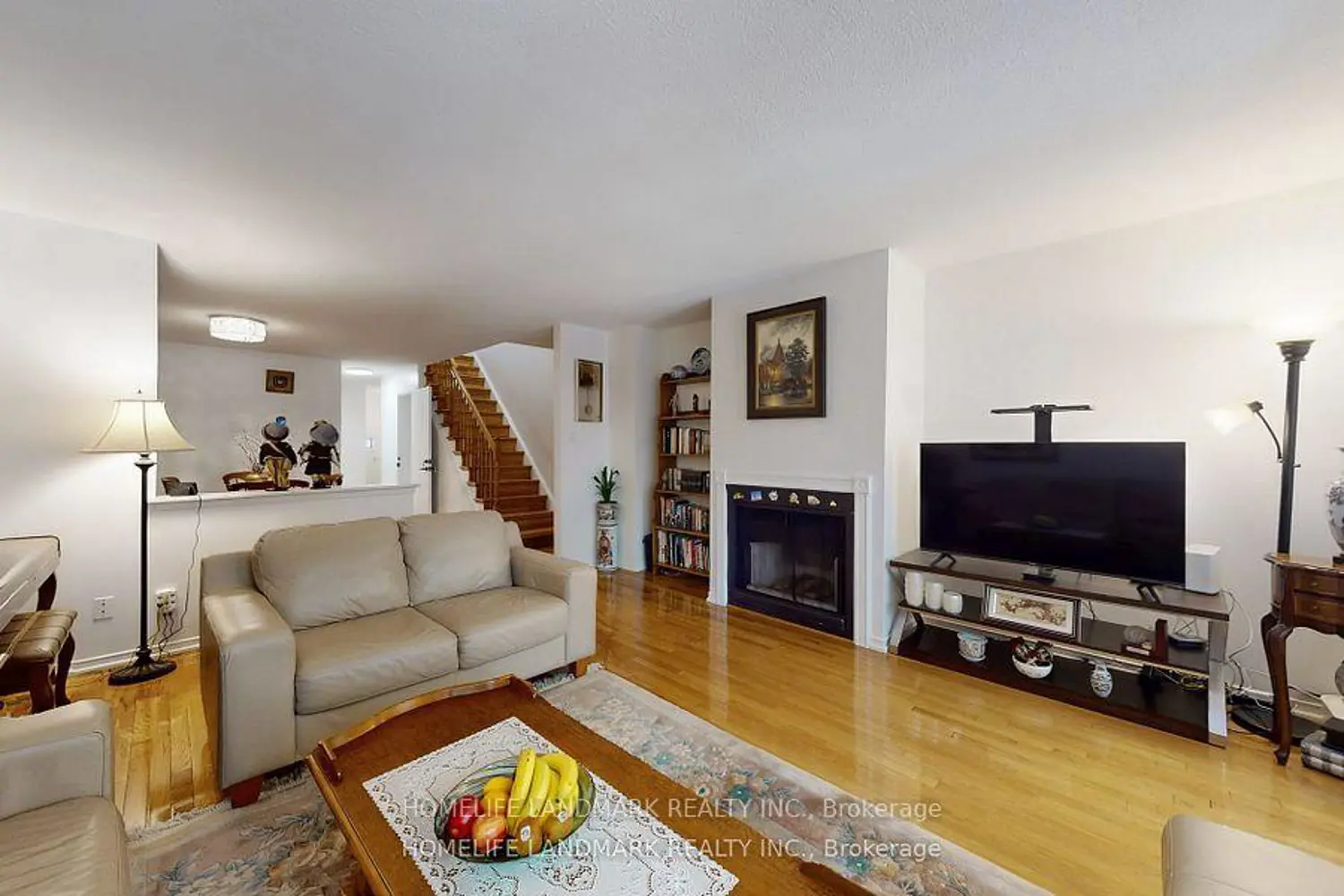 Additional image 3 of 32 Coatsworth Crescent