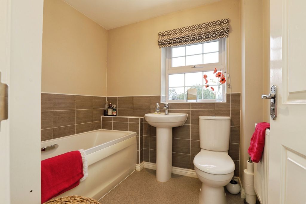 Additional image 14 of 4 bed detached house for saleHallaton Drive, Syston, Leicester, Leicestershire LE7