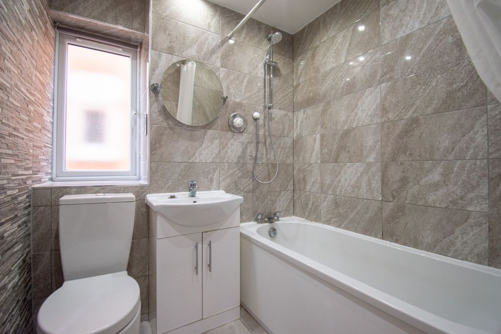 Additional image 9 of 4 bed detached house for saleHollowtree Road, Hamilton LE5