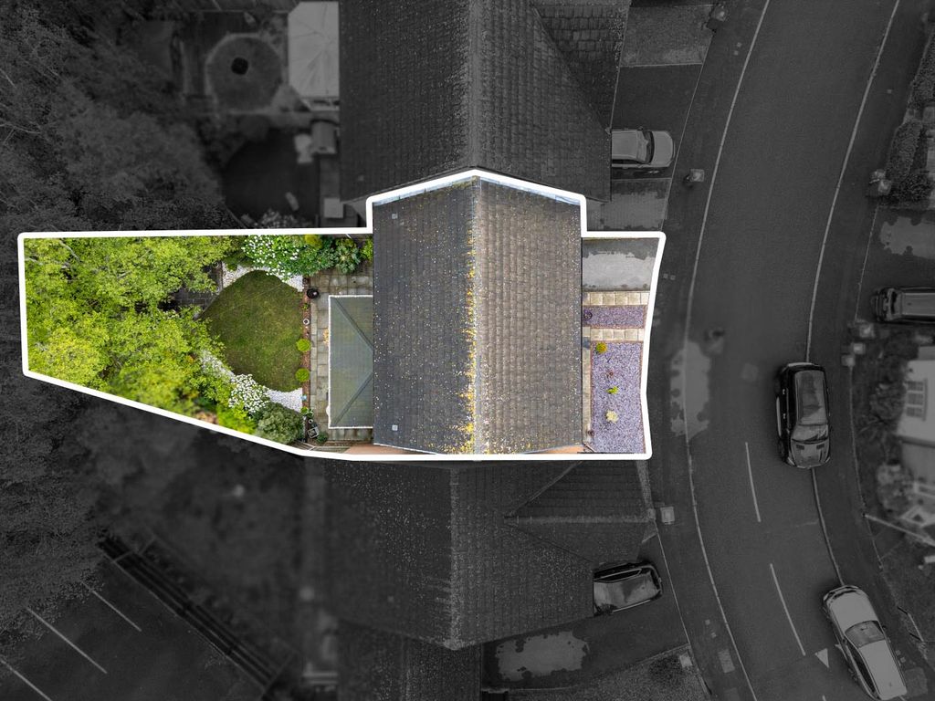 Additional image 34 of 5 bed town house for saleBarlow Avenue, Glascote, Tamworth B77