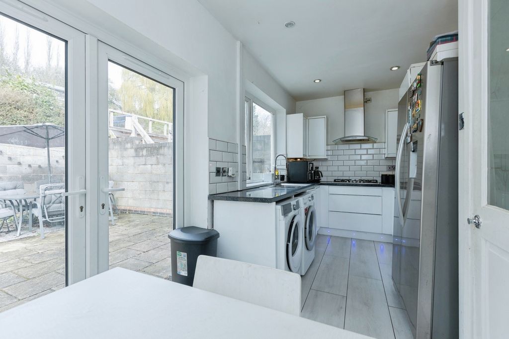 Additional image 4 of 3 bed semi-detached house for saleAstill Drive, Leicester, Leicestershire LE4