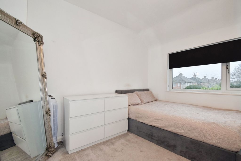 Additional image 11 of 3 bed semi-detached house for saleStonehill Avenue, Birstall, Leicester LE4