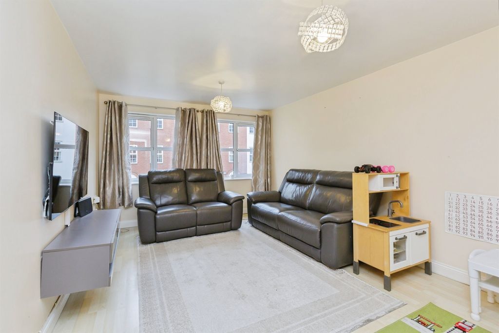Additional image 4 of 2 bed flat for saleNorton Street, Leicester LE1