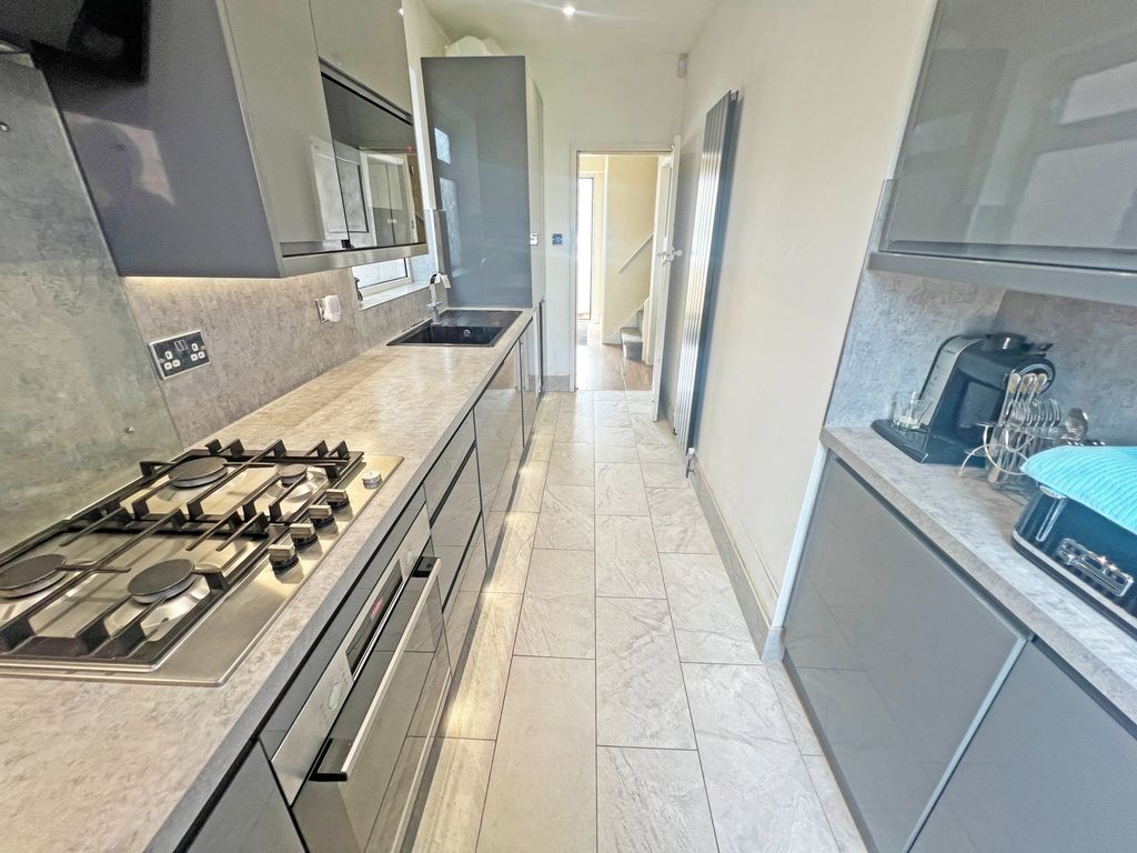 Additional image 12 of 3 bed semi-detached house for saleShetland Road, Leicester, Leicestershire LE4