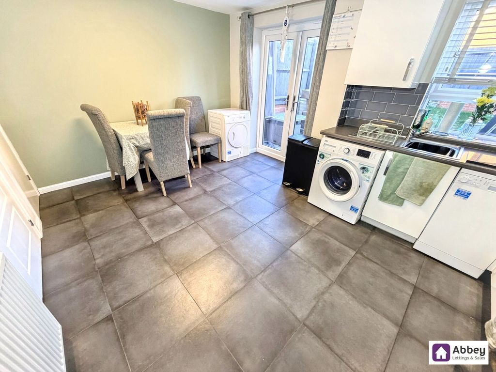 Additional image 6 of 3 bed semi-detached house for saleSomerset Avenue, City Heights, Leicester LE4