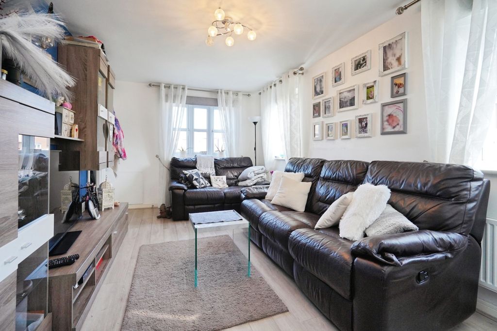 Additional image 17 of 3 bed detached house for saleCascade Close, Burton-On-Trent, Staffordshire DE14