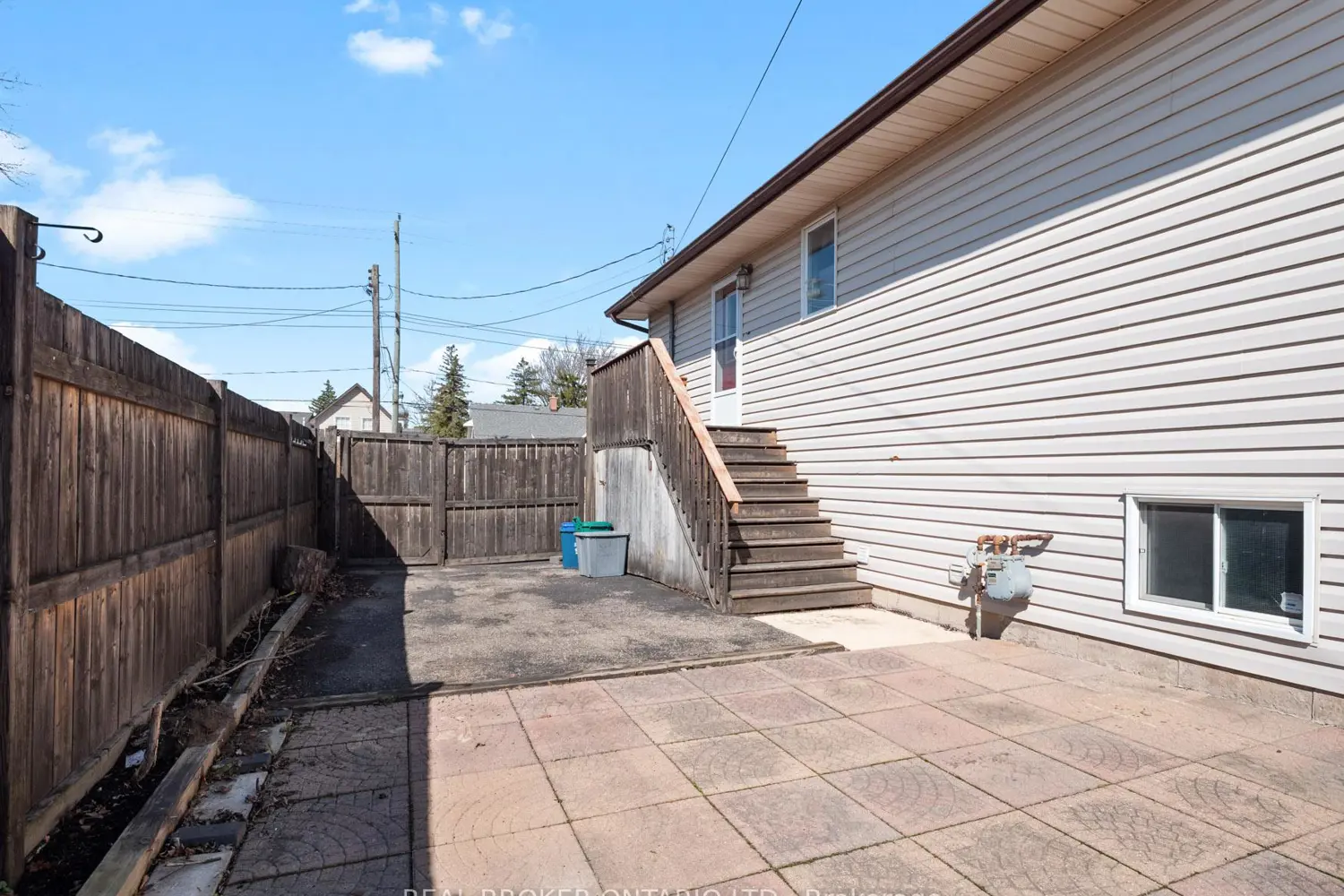 379 Southworth Street