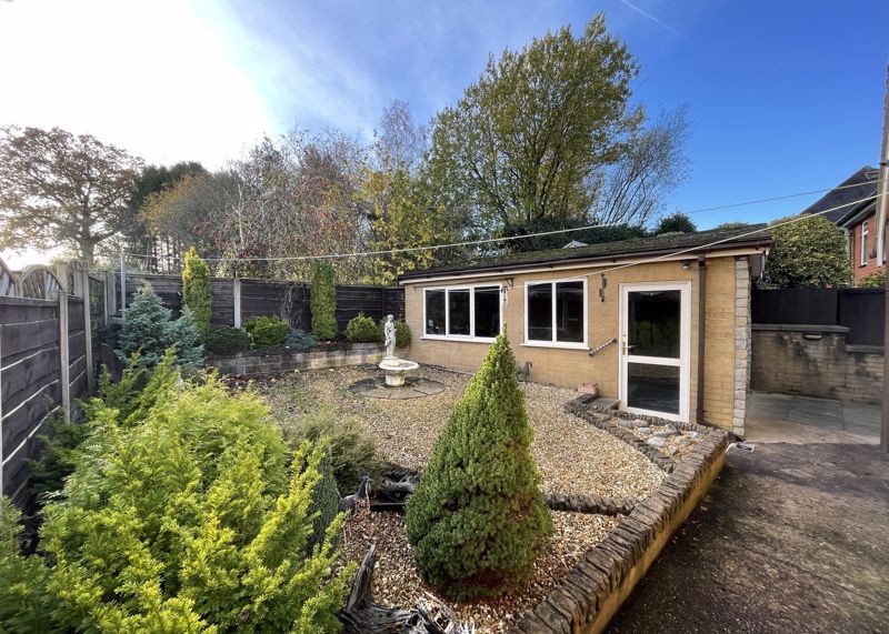 2 bed detached bungalow for saleMeadowside, Knypersley, Biddulph ST8 photo 4