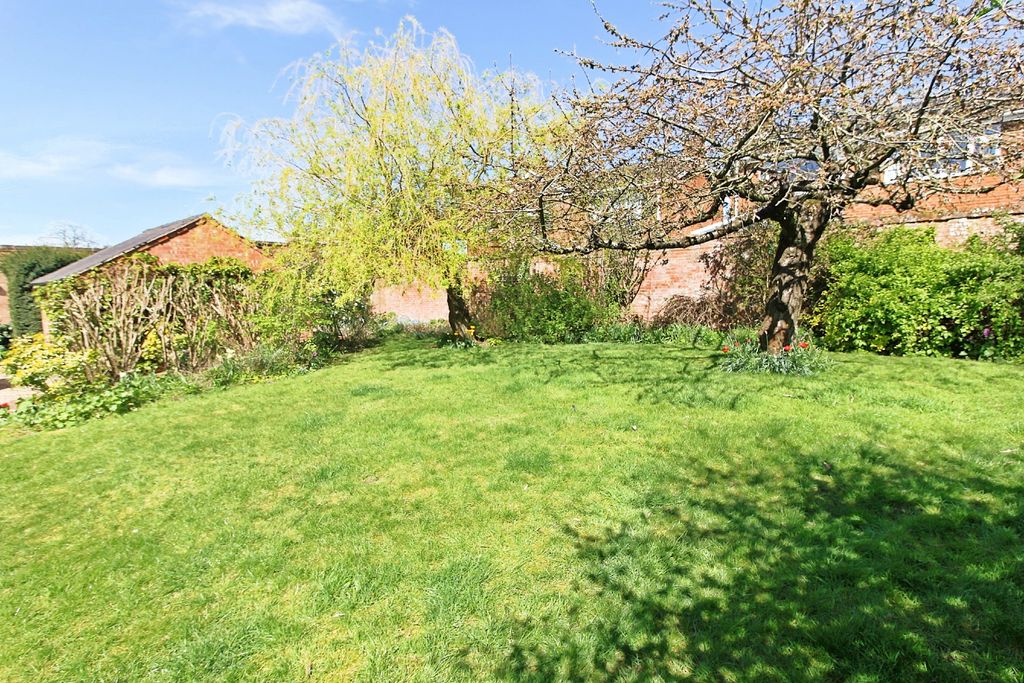 Additional image 30 of 4 bed detached house for saleGrange Lane, Thurnby LE7