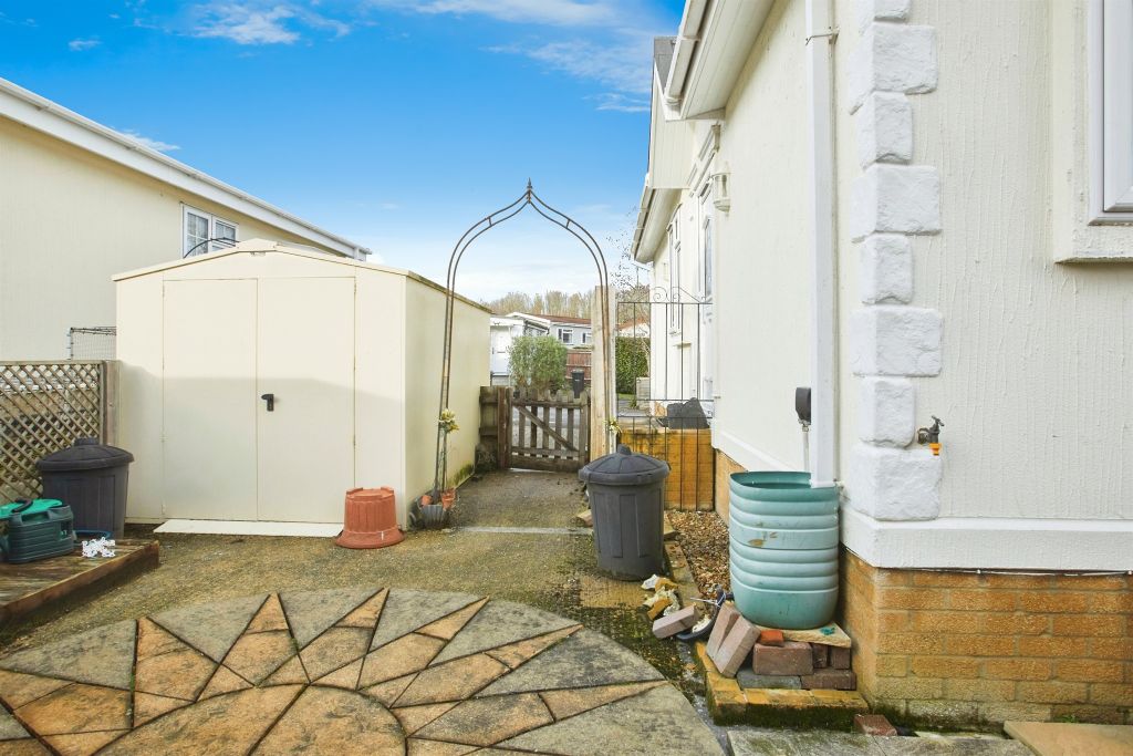 Additional image 13 of 2 bed mobile/park home for saleBeverley Hills Park, Amesbury, Salisbury SP4