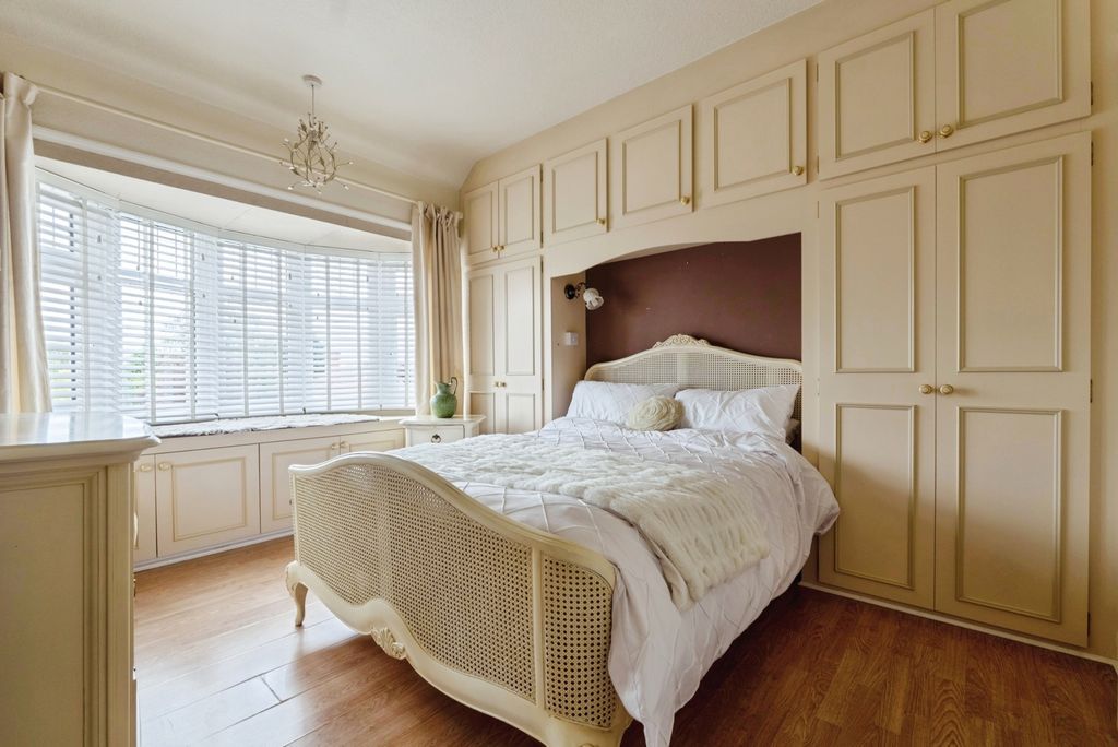 Additional image 14 of 3 bed semi-detached house for saleCliffwood Avenue, Birstall, Leicester, Leicestershire LE4
