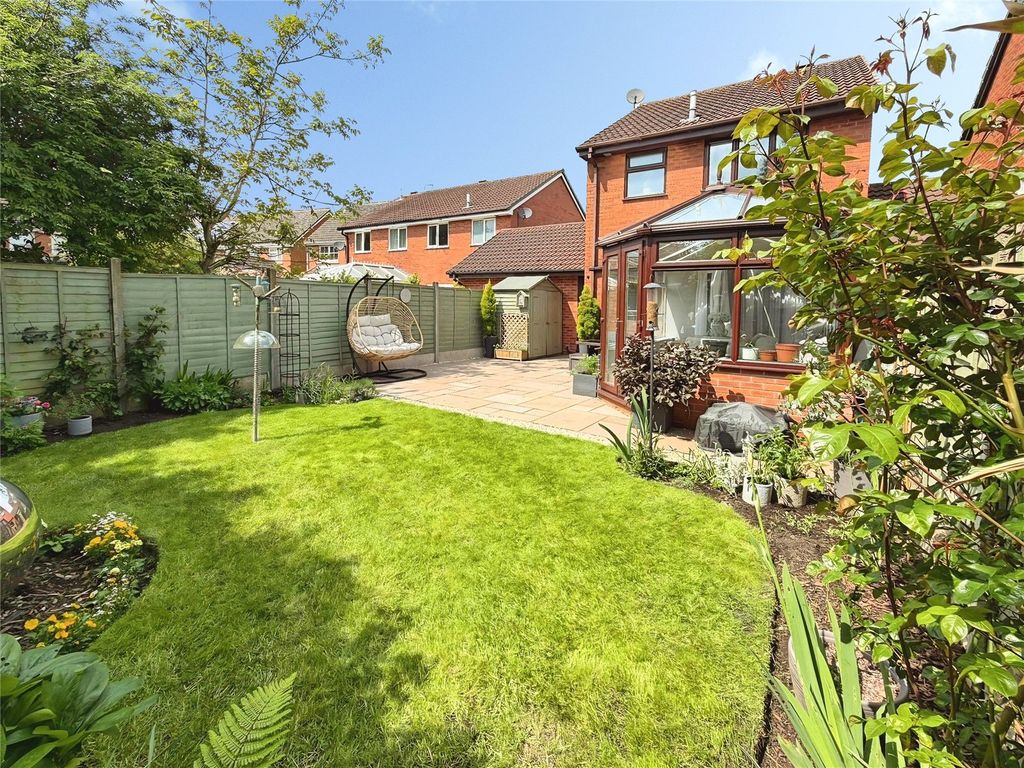 Additional image 8 of 3 bed link detached house for saleGoodwood Close, Stretton, Burton-On-Trent, Staffordshire DE13