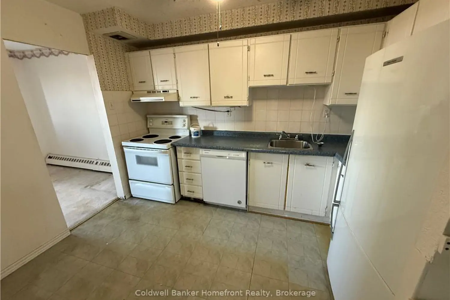 640 West Street 1009 photo 2