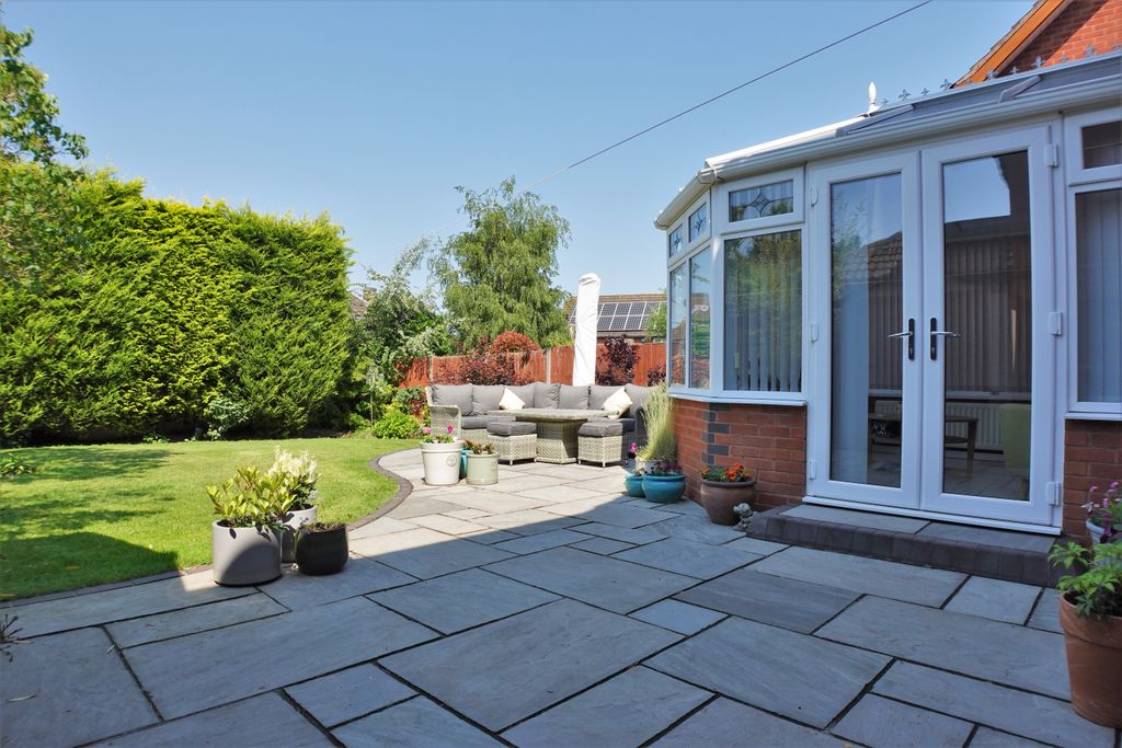 Additional image 28 of 4 bed detached house for saleMoat Drive, Drayton Bassett, Tamworth B78