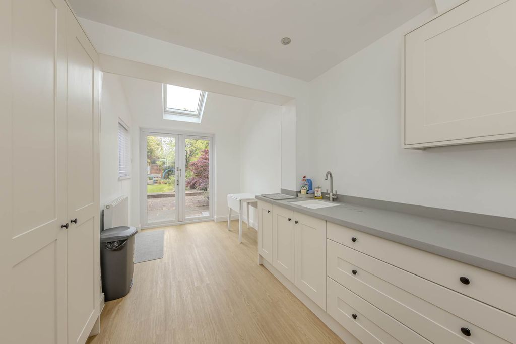 Additional image 6 of 3 bed town house for saleBarnfield, Stoke On Trent ST4