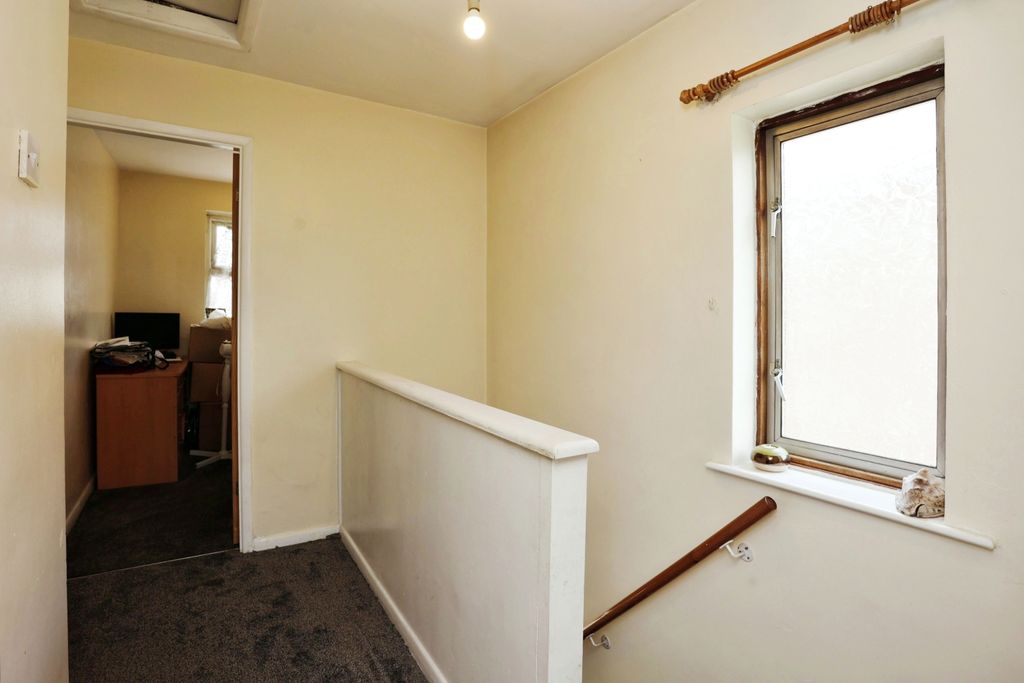 Additional image 10 of 3 bed semi-detached house for saleChestnut Avenue, Leicester, Leicestershire LE5