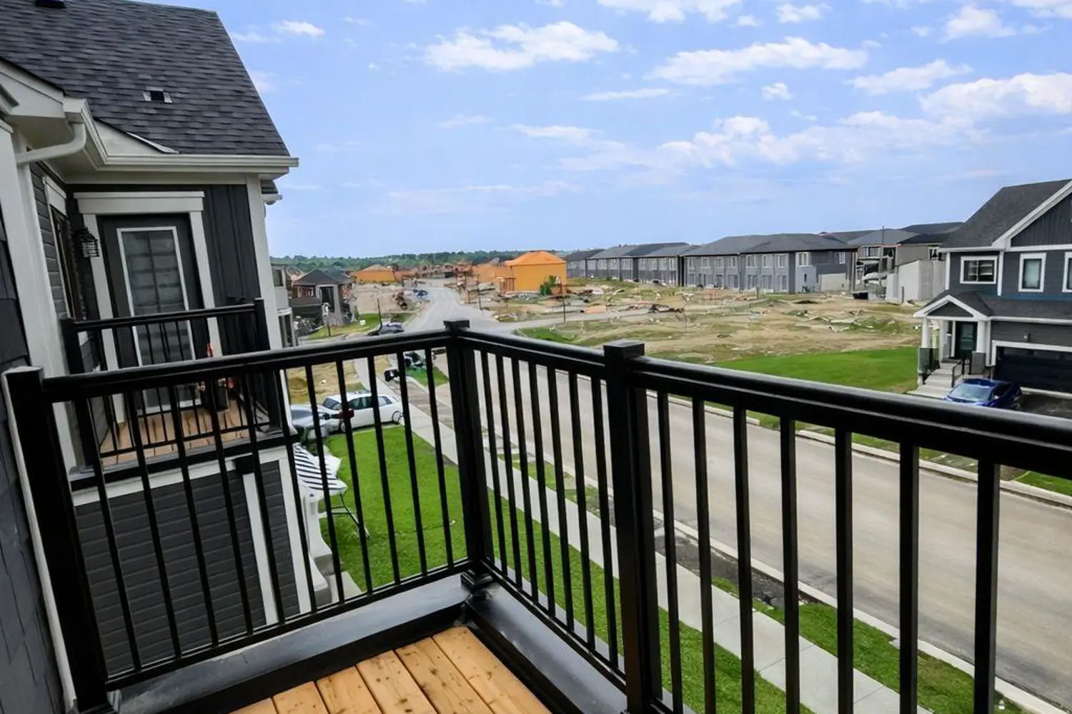 Additional image 18 of 51 Holder Drive