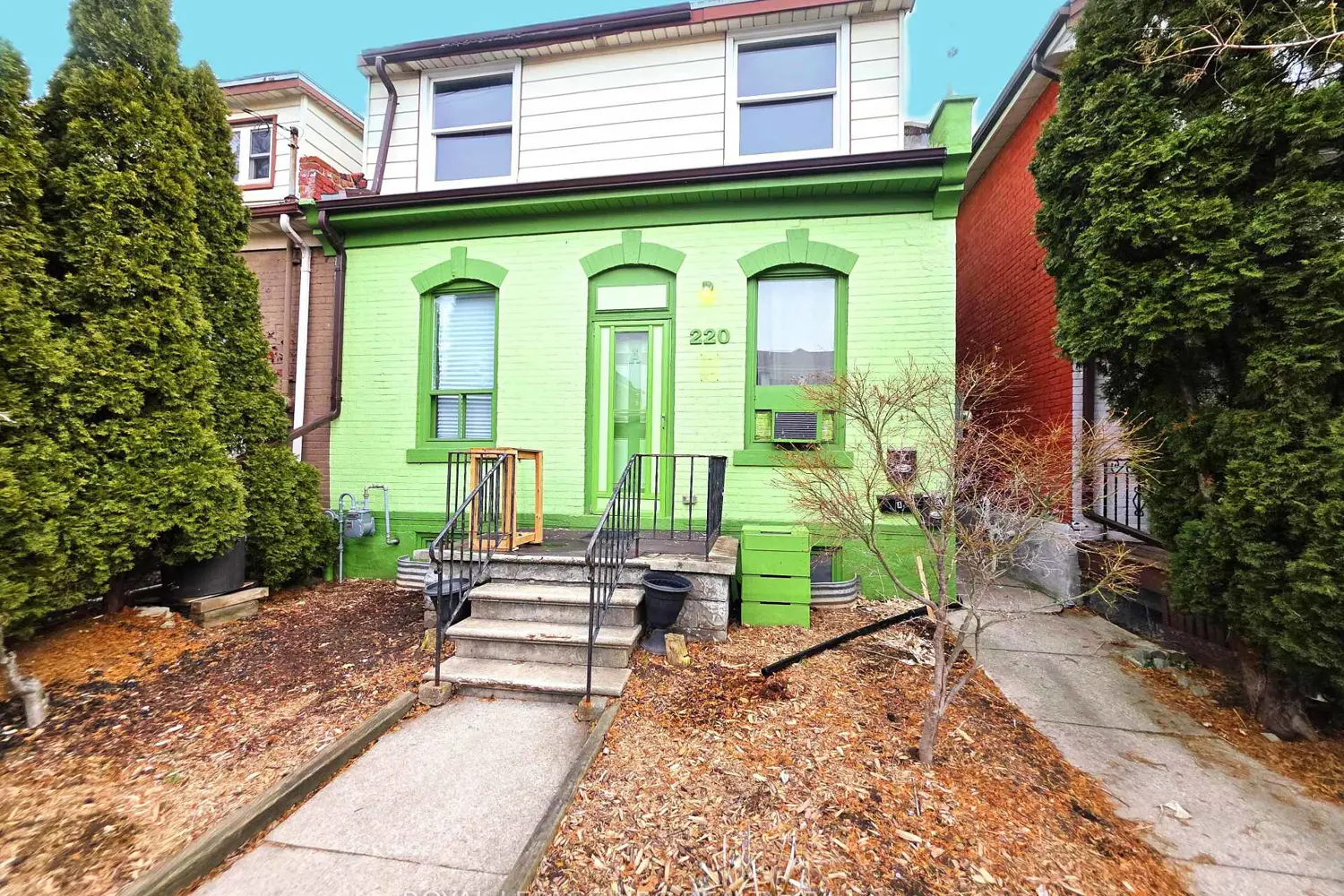 Additional image 2 of 220 Emerald Street