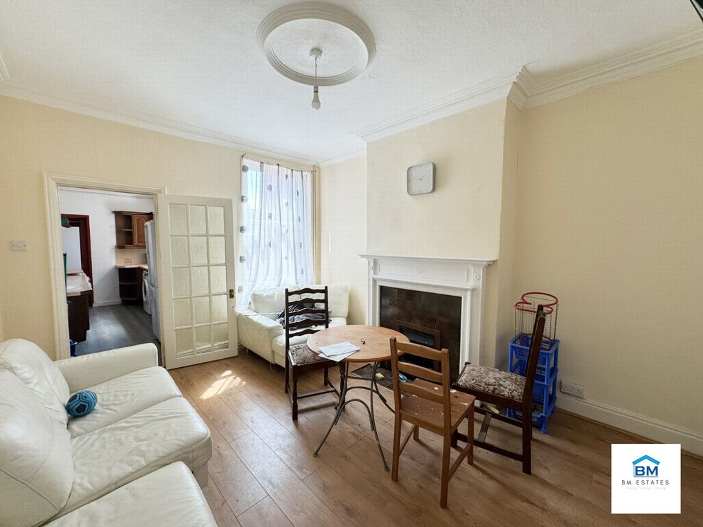 Additional image 3 of 3 bed terraced house for saleFosse Road North, Leicester LE3