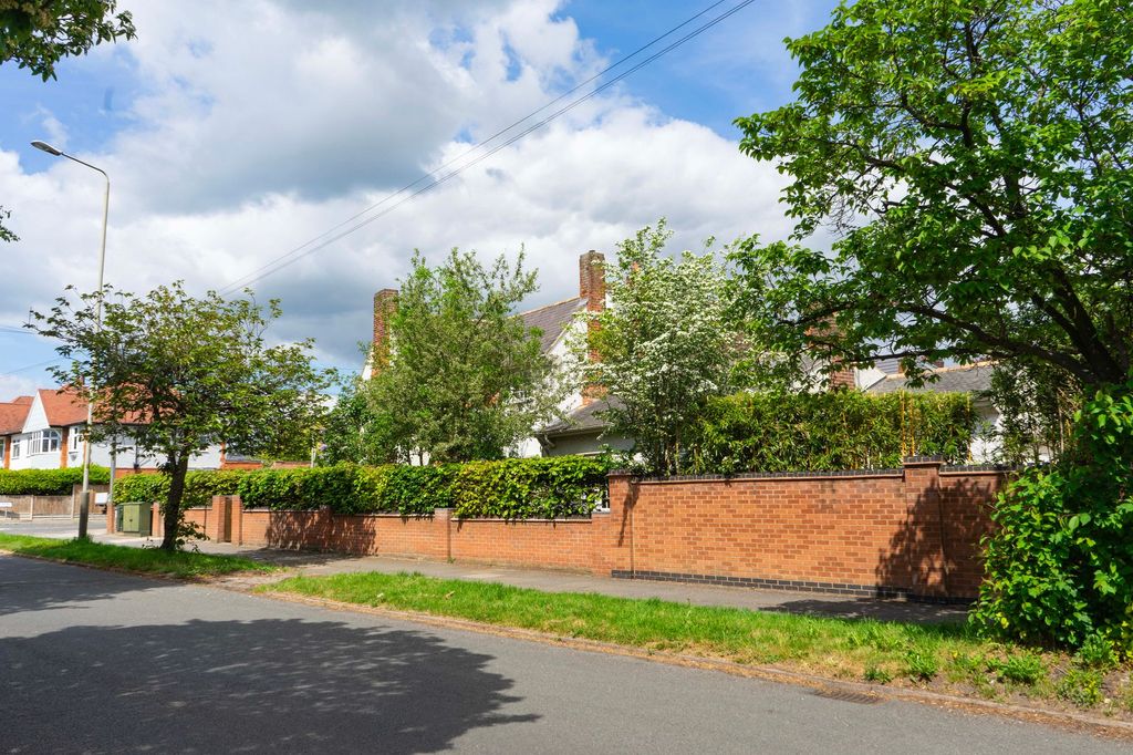 Additional image 45 of 4 bed detached house for saleGlenfield Road, Western Park, Leicester LE3
