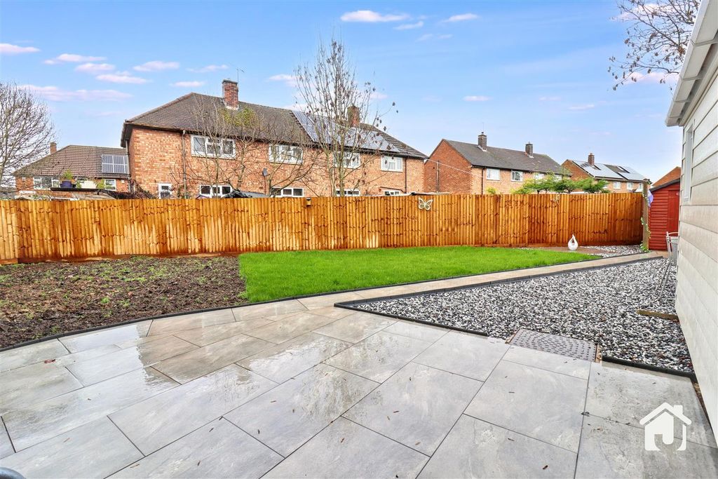 Additional image 26 of 3 bed semi-detached house for saleFalconer Crescent, New Parks, Leicester LE3