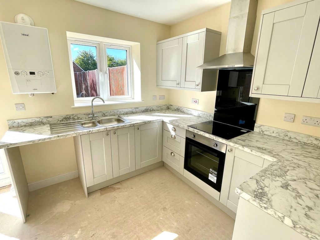 Additional image 6 of 3 bed semi-detached house for saleHill Street, Essington, Wolverhampton WV11