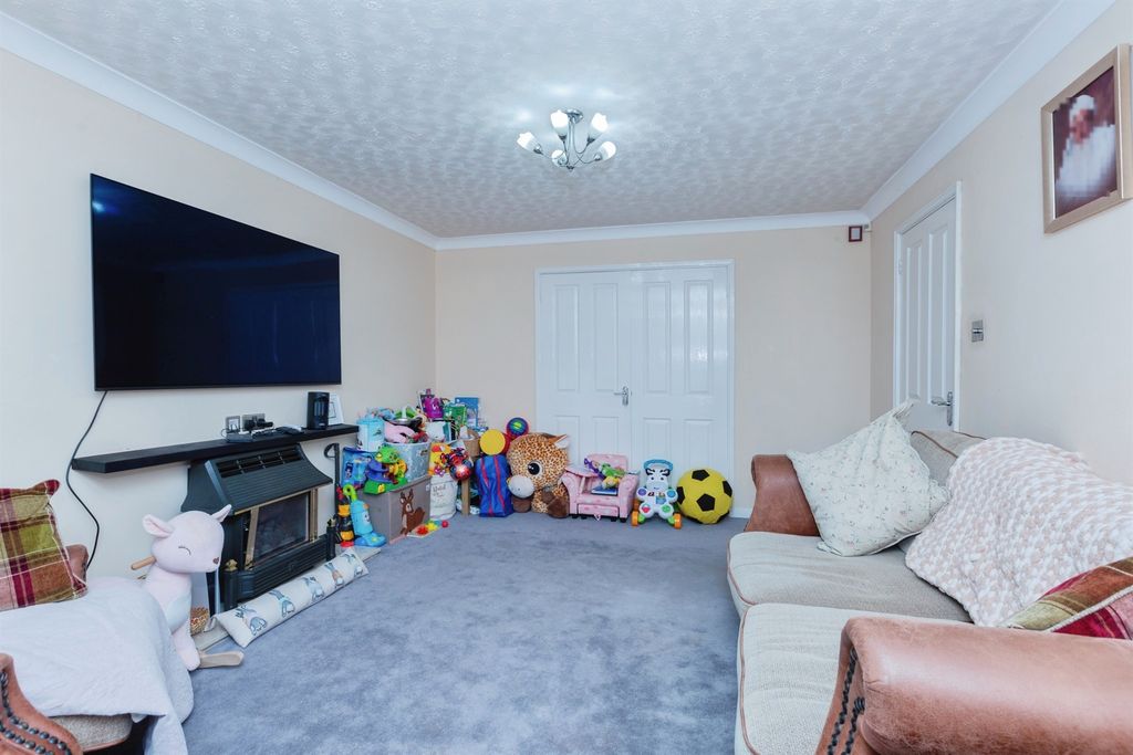 Additional image 5 of 4 bed detached house for saleNeville Road, Leicester LE3