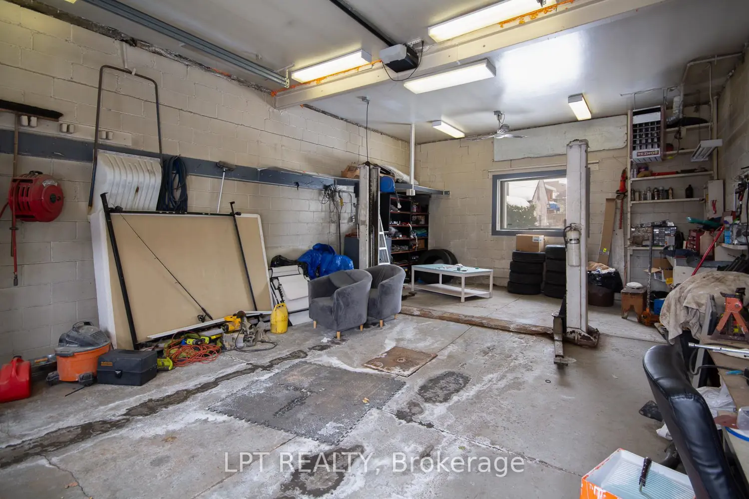 Additional image 13 of 412 Montreal Road