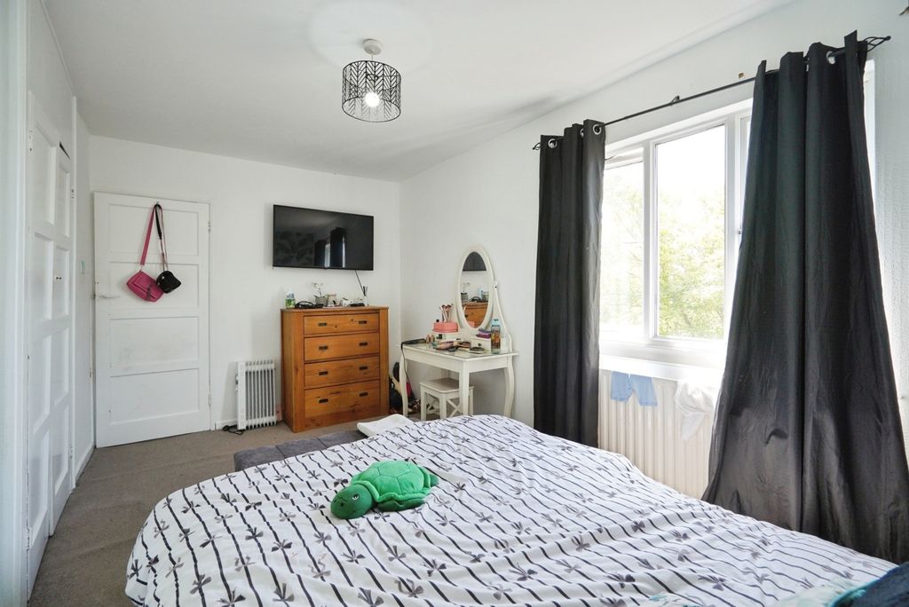 Additional image 11 of 3 bed semi-detached house for saleCumberland Road, Burton-On-Trent, Staffordshire DE15