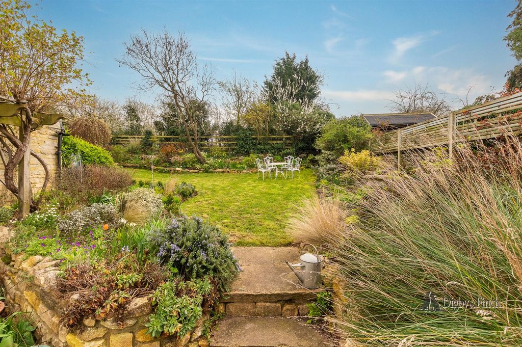Additional image 28 of 4 bed property for saleMain Street, Belmesthorpe, Stamford PE9