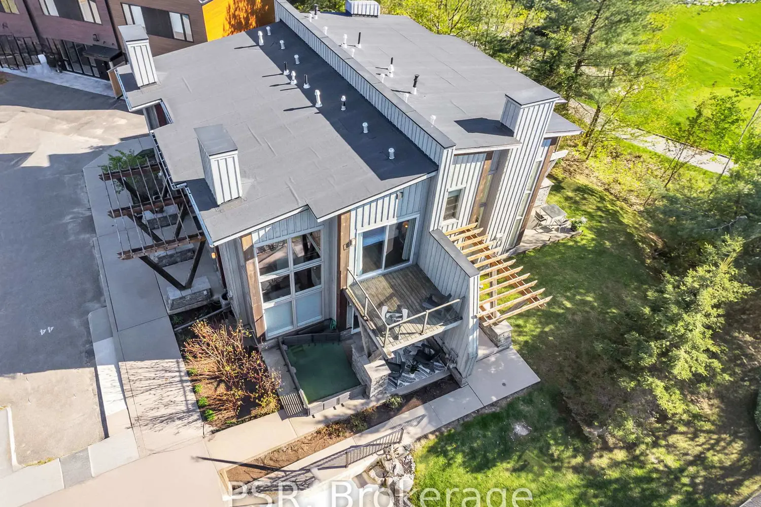 44 Carrick Trail