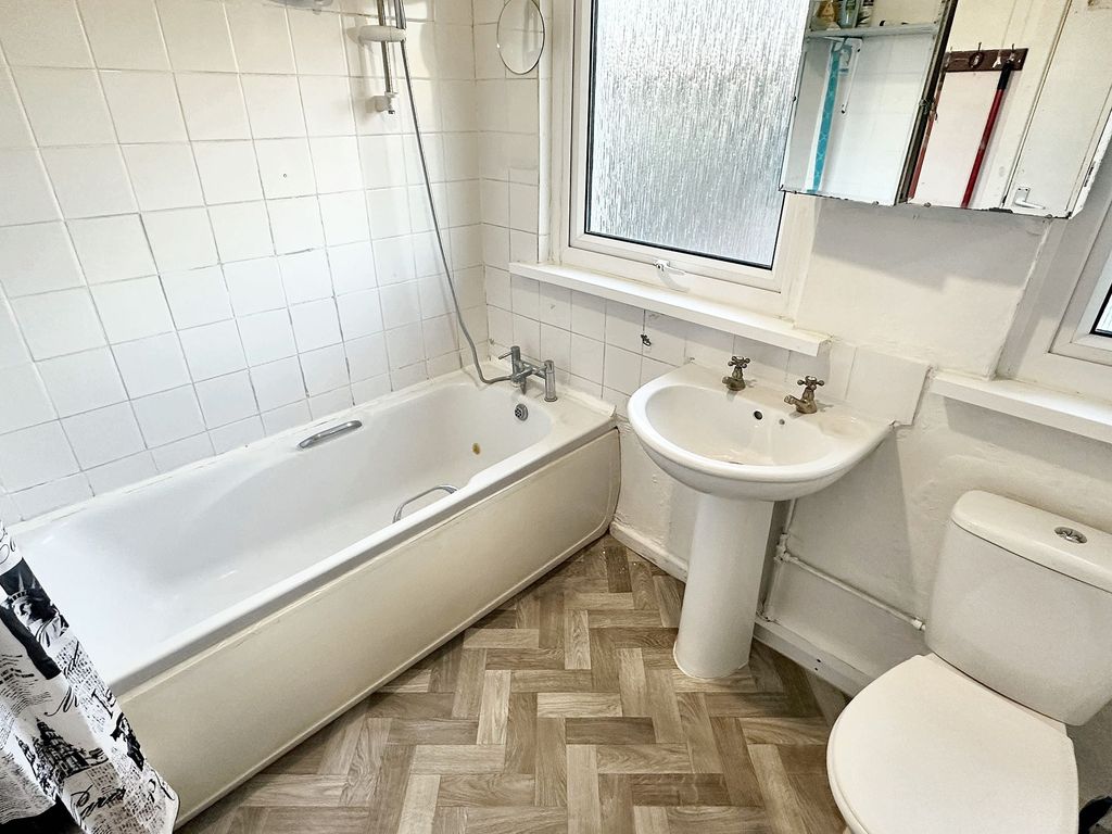 Additional image 6 of 3 bed terraced house for saleDavid Avenue, Leicester LE4