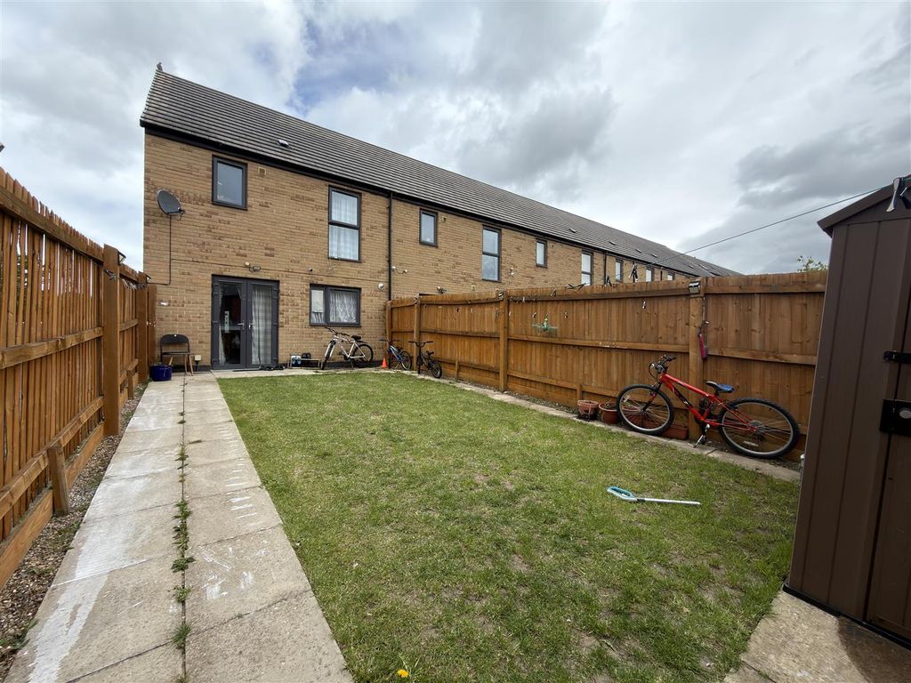 Additional image 9 of 3 bed end terrace house for saleCharles Bennion Walk, Leicester LE4