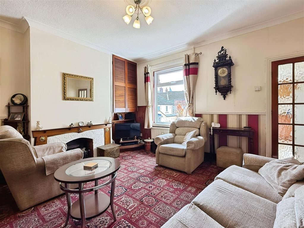 Additional image 8 of 3 bed end terrace house for saleJohn Street, Leek ST13